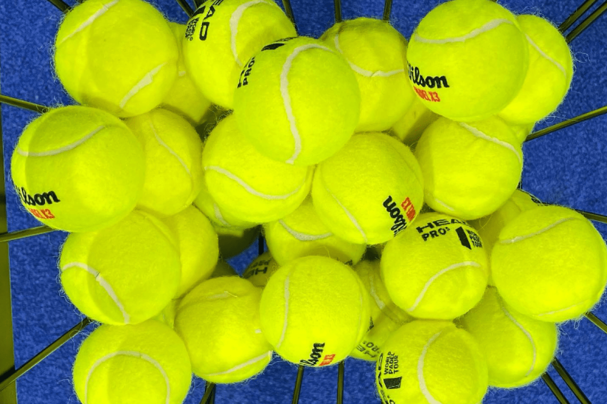 Picture of Play padel with friends