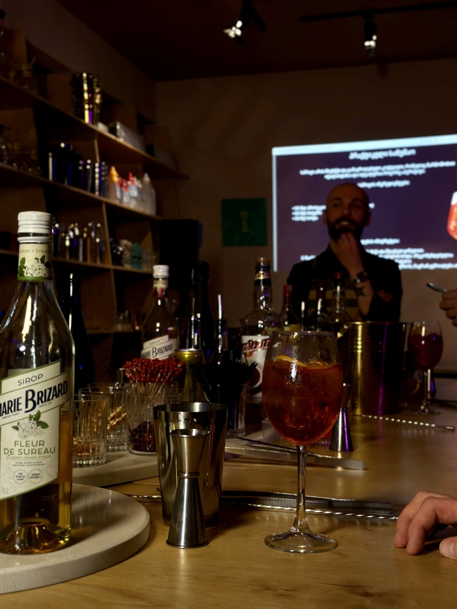 Picture of Cocktail Masterclass for two