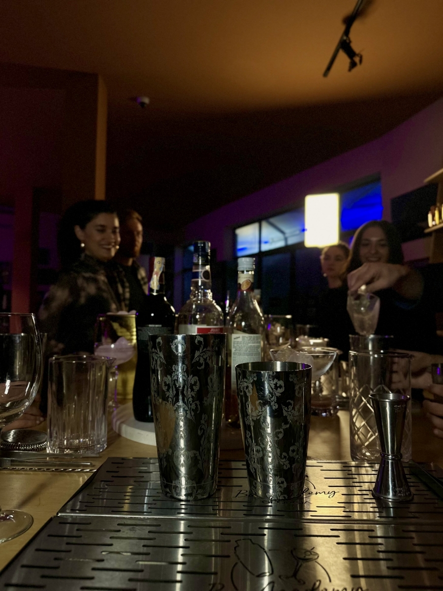 Picture of Cocktail Masterclass for group