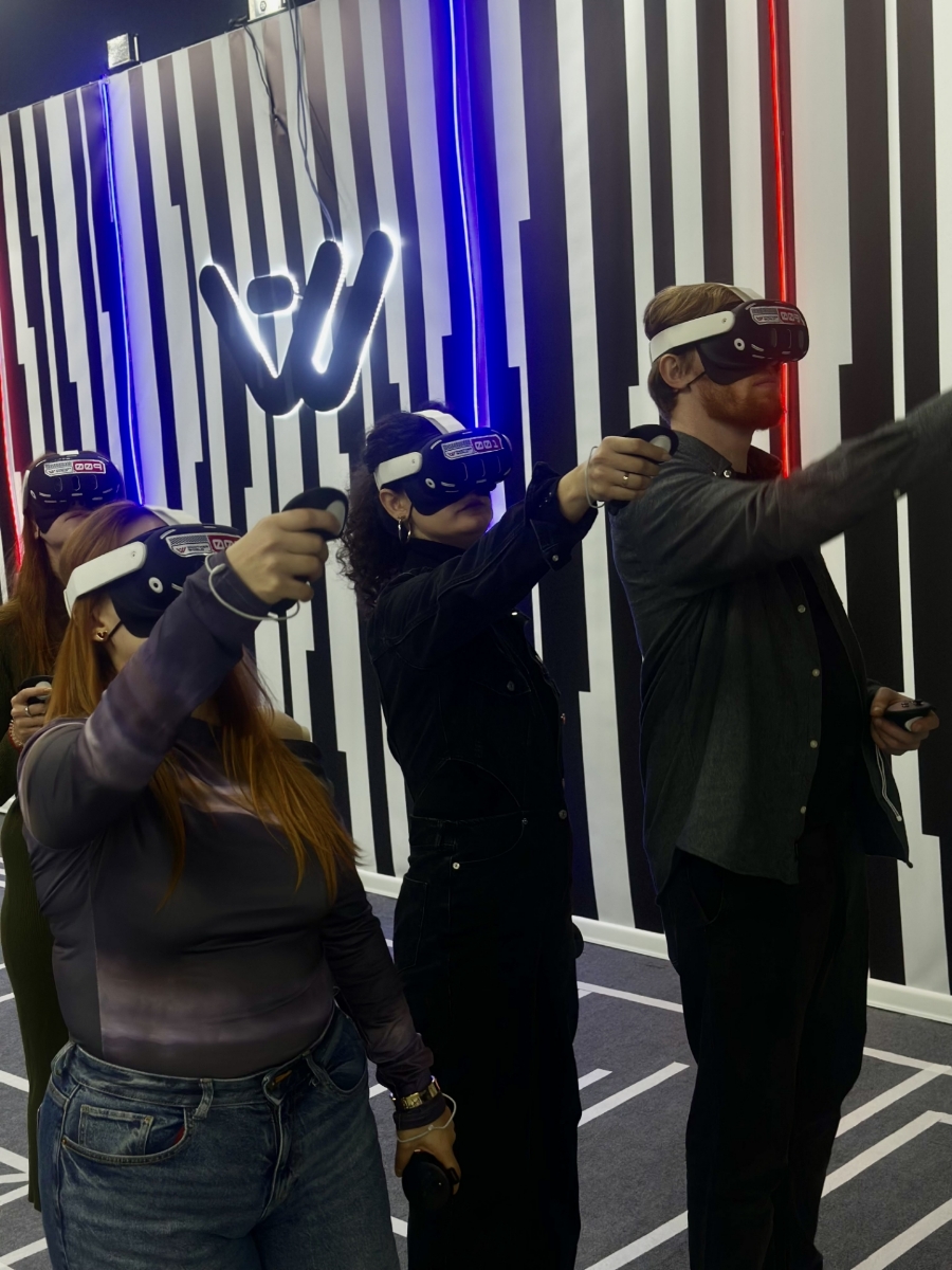 Picture of Virtual Reality for group